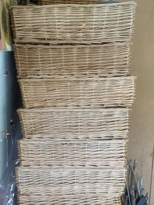 Natural Wicker Dispenser Basket Food Shop Display - Picture 1 of 4