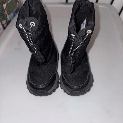 New Lands End Toddler Winter snow boots black size 5 - Image 1 of 4