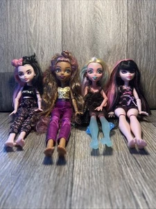 Monster High Dolls & Accessories Lot Shoes Clothes Headbands Necklace Hat Mattel - Picture 1 of 11