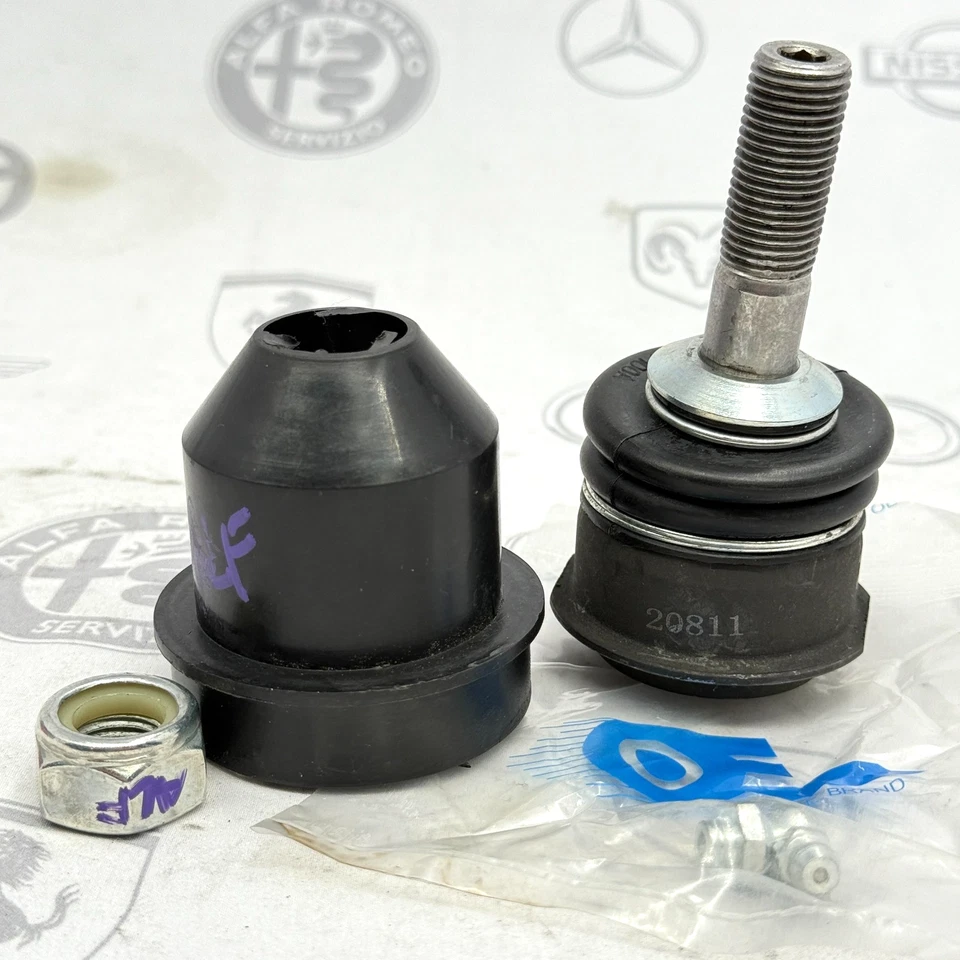 Conjunto de brazo de control superior Crown Victoria Town Car 2003-05 OEM CF3W1Z.3084 Foto 1 de 4