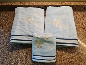 Bath Towels & Hand 3-Piece Set 100% Cotton Welspun Blue Vintage Snowflakes - Picture 1 of 16