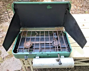 Vintage Coleman Model 419 Two Burner Camping Stove Rare Find from 1941 - Picture 1 of 22