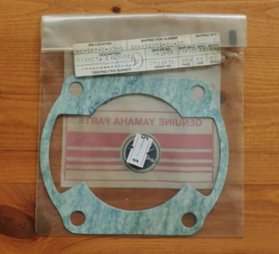 1977-1979 Yamaha DT250 Cylinder Base Gasket OEM 1M1-11351-00 NOS - Image 1 of 4