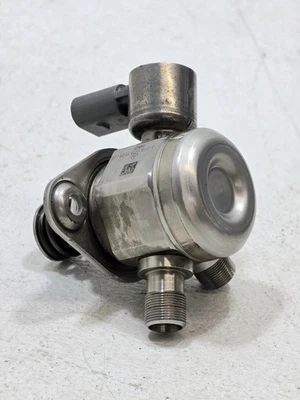 2014 Mercedes-Benz GL450 X166 High Pressure Fuel Pump A2780701101 OEM - Image 1 of 4