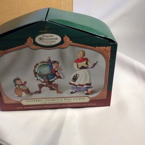 HALLMARK KEEPSAKE 2001 MEMBRI ORNAMENTI LETTERA, GLOBUS & MRS. CLAUS NUOVO CON SCATOLA - Foto 1 di 10