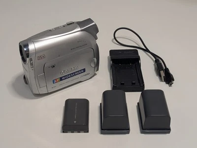 Canon ZR600 Mini DV Digital Camcorder w/ 3 Batteries, Charger - Tested & Working - Image 1 of 4