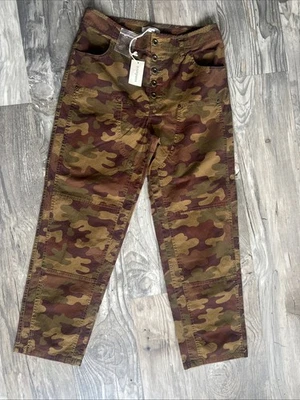 NWT Sundance Women's Size 6 Camo High Rise Button Fly Utility Pants Stretch - Image 1 of 4