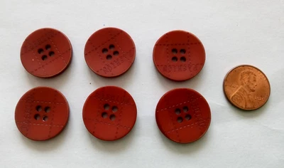 6/pcs Buttons Size L Diameter=13/16" (21mm)  4 Holes Rust Red Fake Wood Design - Image 1 of 3