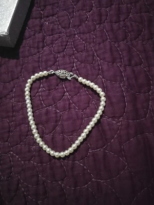 "Pulsera de perlas Premier Designs de una sola hebra talla 7,5""" Foto 1 de 2
