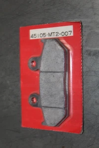 HONDA GL1500 GL 1500 GOLD WING 88-89 FRONT BRAKE PAD NOS 45105-MT2-007 - Picture 1 of 3