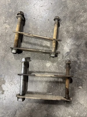 suzuki ltz 400 Swing Arm Carrier Bolts With Brackets 2003 #11 - Image 1 of 4