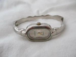 Reloj de pulsera Carriage by Timex en tonos dorados y plateados con correa para mujer - Imagen 1 de 12