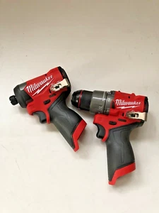 Herramientas eléctricas Milwaukee M12 destornillador e impacto - Imagen 1 de 3