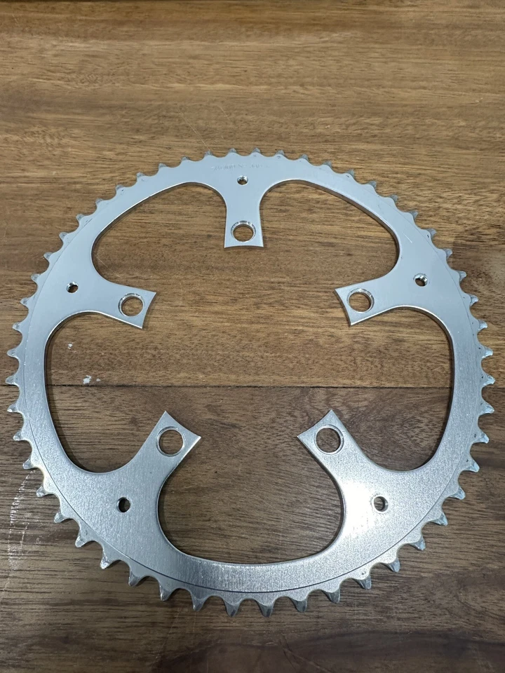 Plato Sugino de colección 52 dientes 110 BCD 52t aleación plata MTB bicicleta de carretera años 80 A4 Foto 1 de 3