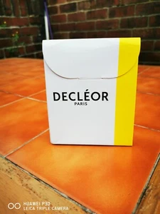 BNIB Decleor White Mini Face Cloth Mitt Glove - Picture 1 of 2