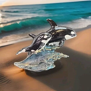 2 Orca Killerwale Skulptur Figur Statue goldfarbene Highlights Harz 8"×6" - Bild 1 von 12