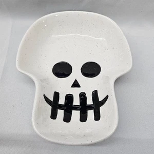 10 Strawberry Street Keramik Totenkopf Schale Halloween Süßigkeitenschale Neu - Bild 1 von 8