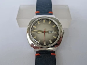 Urech Automatic -Day-Date- 5 ATM-Ref 483-Movement ETA 2780. - Picture 1 of 8