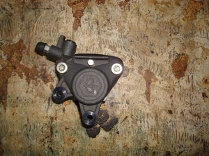 Piaggio Zip Tipp Tipphoon Bremssattel vorne Original - Bild 1 von 4