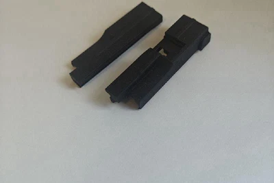 Repuesto de fibra de carbono Taurus TX22 Striker Liner Foto 1 de 4