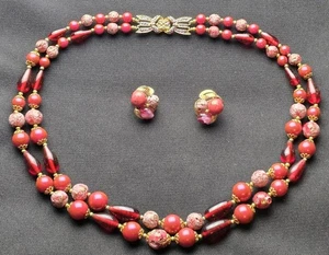 Ultra Rare Vintage Avon Red lucite Beaded Necklace & Clip On Earrings - Picture 1 of 6