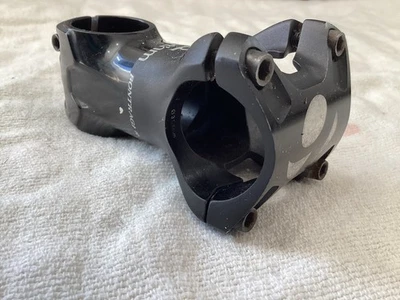 Vástago Bontrager Rhythm Pro 70 mm 31,8, 1 1/8 7 grados bicicleta de montaña carretera grava Foto 1 de 4