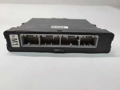 Módulo de fuente de alimentación Toyota Prius 12 2012 Foto 1 de 4