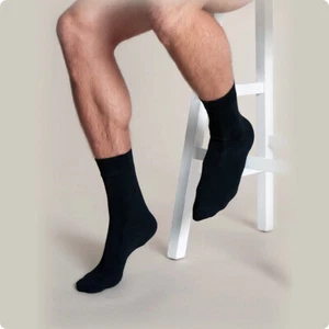 NUEVOS CALCETINES MEDIANOS DE ALGODÓN SUAVE SIN COSTURAS DE MEDIA PANTORRILLA PARA HOMBRE CON LOGOTIPO BORDADO - Imagen 1 de 10