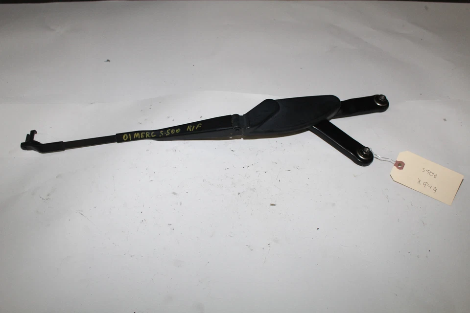 00-06 BRAZO LIMPIAPARABRISAS DELANTERO DERECHO MERCEDES-BENZ W220 S500 S430 X949 Foto 1 de 4