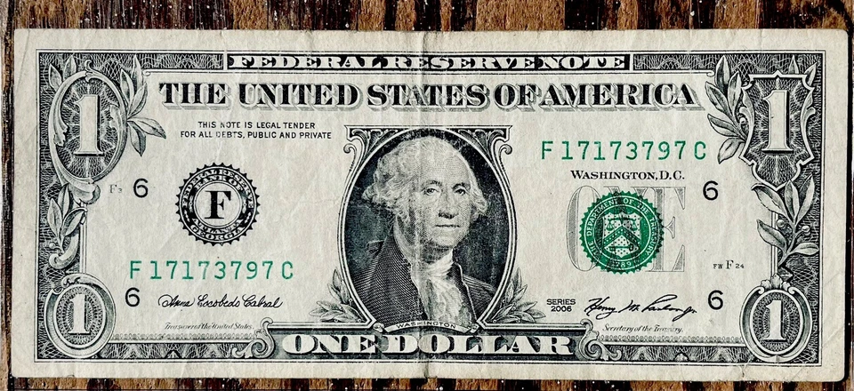 (17173797)  (2006) $1 Dollar Bill Fancy Serial Number… - Image 1 of 2