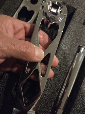 Juego de bielas de bicicleta de montaña 165 170 mm instalación recta de 3 clavos para Enduro AM Foto 1 de 2