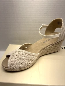 Anne Klein Espadrilles Wedge Crochet Look Cream Open Toe Ankle Strap SZ 8.5 NEW - Picture 1 of 9
