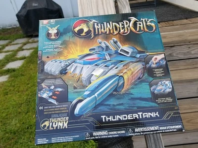 Boneco de ação Thundercats THUNDERTANK Bandai 2011 Snarf Thunder Lynx Tank Cats - Imagem 1 de 4