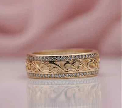 Alianza de boda de eternidad completa de diamantes creados en laboratorio de 0,70 quilates de oro amarillo de 14 quilates Foto 1 de 4