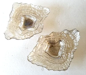 Two’s Company Oyster Shell Dish Bowl Art Glass Iridescent Pearlescent - Set of 2 - Picture 1 of 8