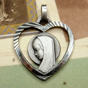 Französischer, antiker religiöser Anhänger. Heilige Jungfrau Maria, Lourdes. Herzmedaille. - Bild 1 von 4