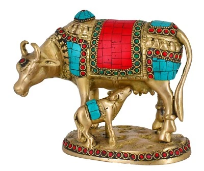 Estatua de ballena blanca de latón Kamdhenu vaca y becerro ídolo pieza de exhibición para decoración del hogar  Foto 1 de 4