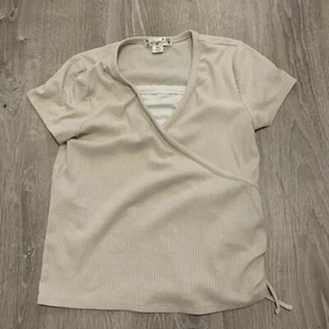 Knit Works Girls Top Sz XL Beige Short Sleeve Ribbed V Neck T Shirt Side Ruching - Picture 1 of 12