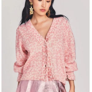 LoveShackAusgefallene Boscom Strickjacke Leopardenmuster Rüschenmanschette Knopfleiste Pullover XS - Bild 1 von 11