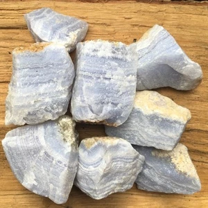 Rough BLUE CHALCEDONY AGATE Minerals Crystal Healing Chakra Reiki High Quality - Picture 1 of 2