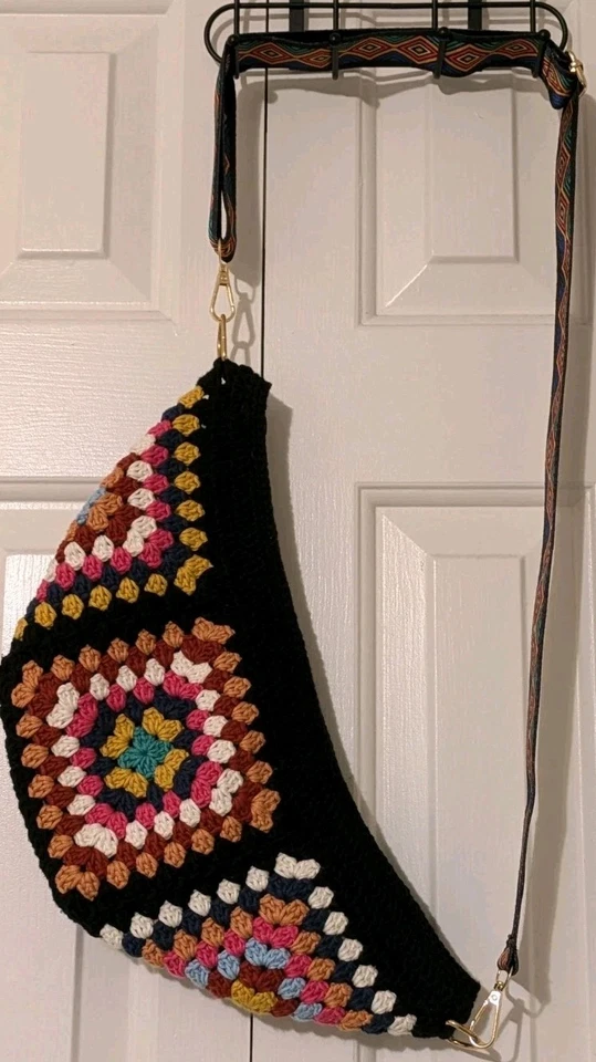 Riñonera/Hobo Bolso Cinturón Hecho a Mano Crochet Cuadrados, Nuevo Foto 1 de 4