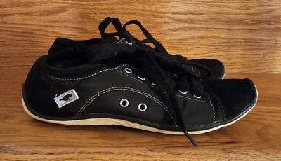 Rocket Dog Womens 6 Medium Sneakers Shoes Black Lace Up 9x3" Fit Snug Preowned  - Image 1 of 4