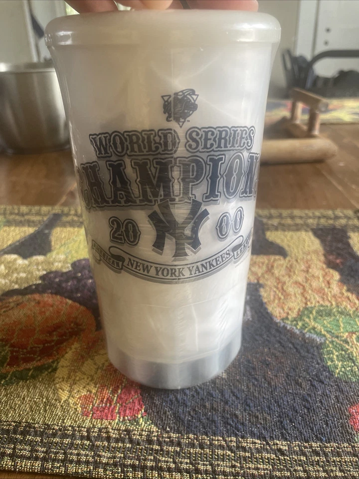 2000 Мировая серия, метро серии винтажный футболка, в кружке запечатанный логотип янки запечатанный - Изображение 1 из 4