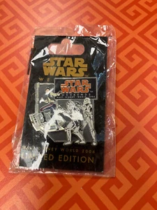 DISNEY WDW STAR WARS WEEKENDS PIN HAN SOLO VS STORMTROOPERS 2006 - Picture 1 of 1