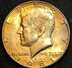 1981 D KENNEDY HALF DOLLAR - EAGLE BACK - MS BU - COLORFULLY TONED - Picture 1 of 2