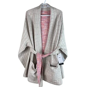 NEW Nike Yoga Wmns 3X Therma-Fit Luxe Reversible Jacquard Wrap Robe DX6375-104 - Picture 1 of 11