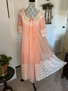 Vintage INTIME Peach Chiffon Peignoir & Vtg Nightgown -Small - Picture 1 of 12