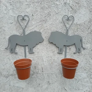 2x Wooden Lion Figures (8" x 5") Plant Pot 4" Ring Holder Wall Mounted in Grey. - Picture 1 of 3
