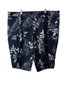 Lane Bryant Venezia Flat Front Bermuda Shorts Size 26 Black Gray Leaf Print New - Picture 1 of 9
