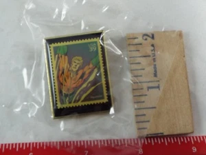 DC COMICS SUPER HERO AQUAMAN 39 CENT POSTAL STAMP PIN (FACTORY SEALED)  # 2 - Picture 1 of 3